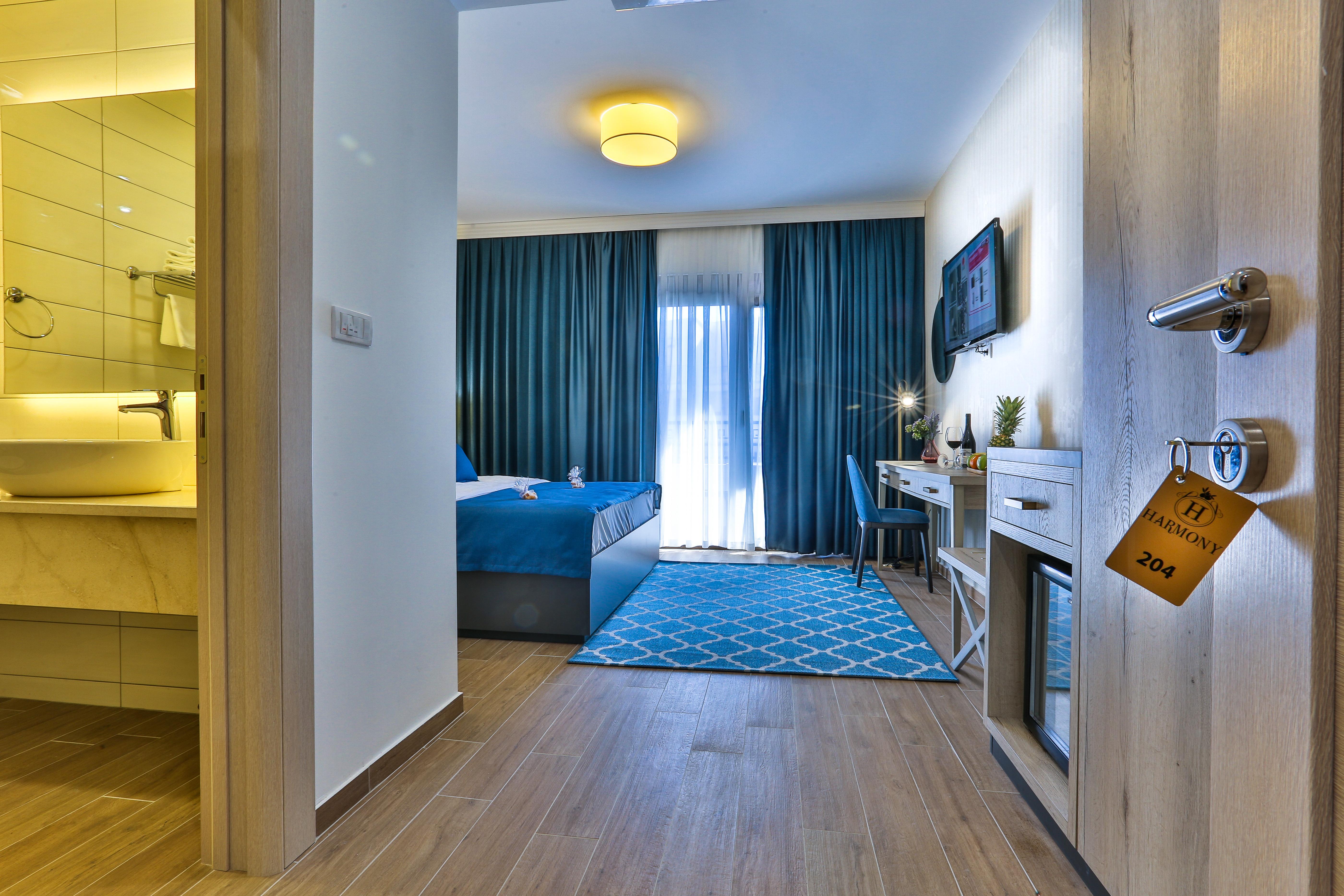 Hotel Harmony By Aycon Petrovac المظهر الخارجي الصورة