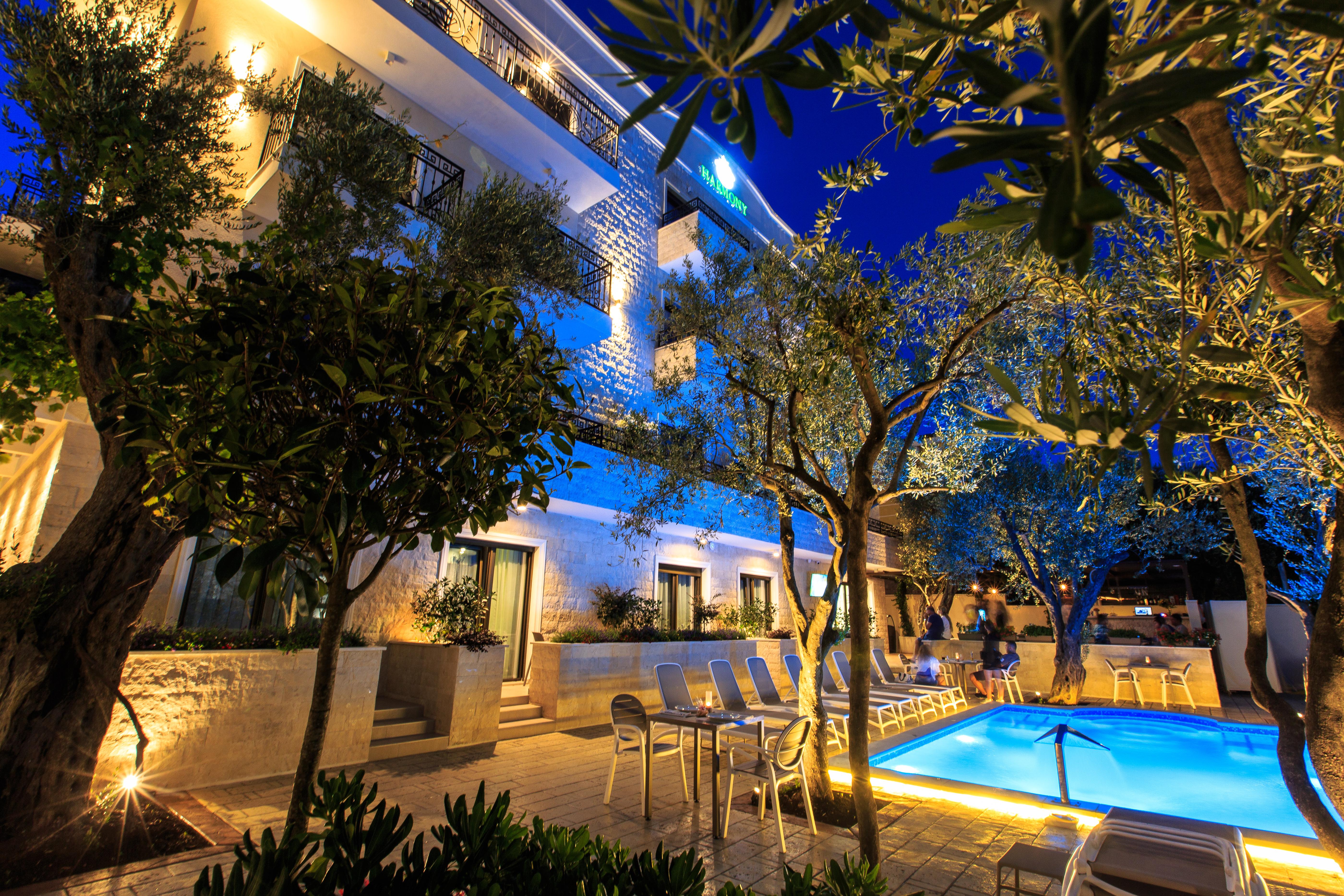 Hotel Harmony By Aycon Petrovac المظهر الخارجي الصورة