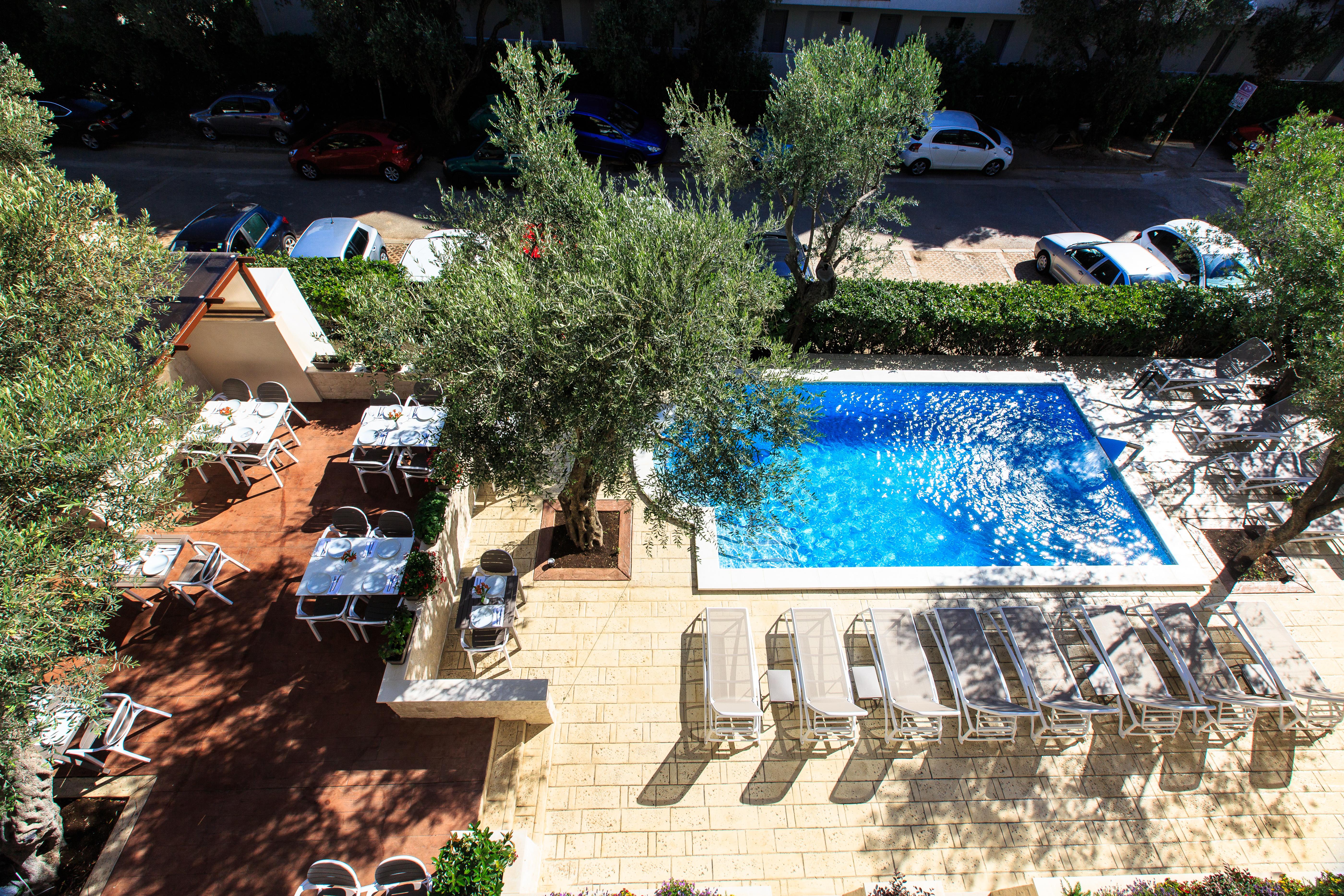 Hotel Harmony By Aycon Petrovac المظهر الخارجي الصورة